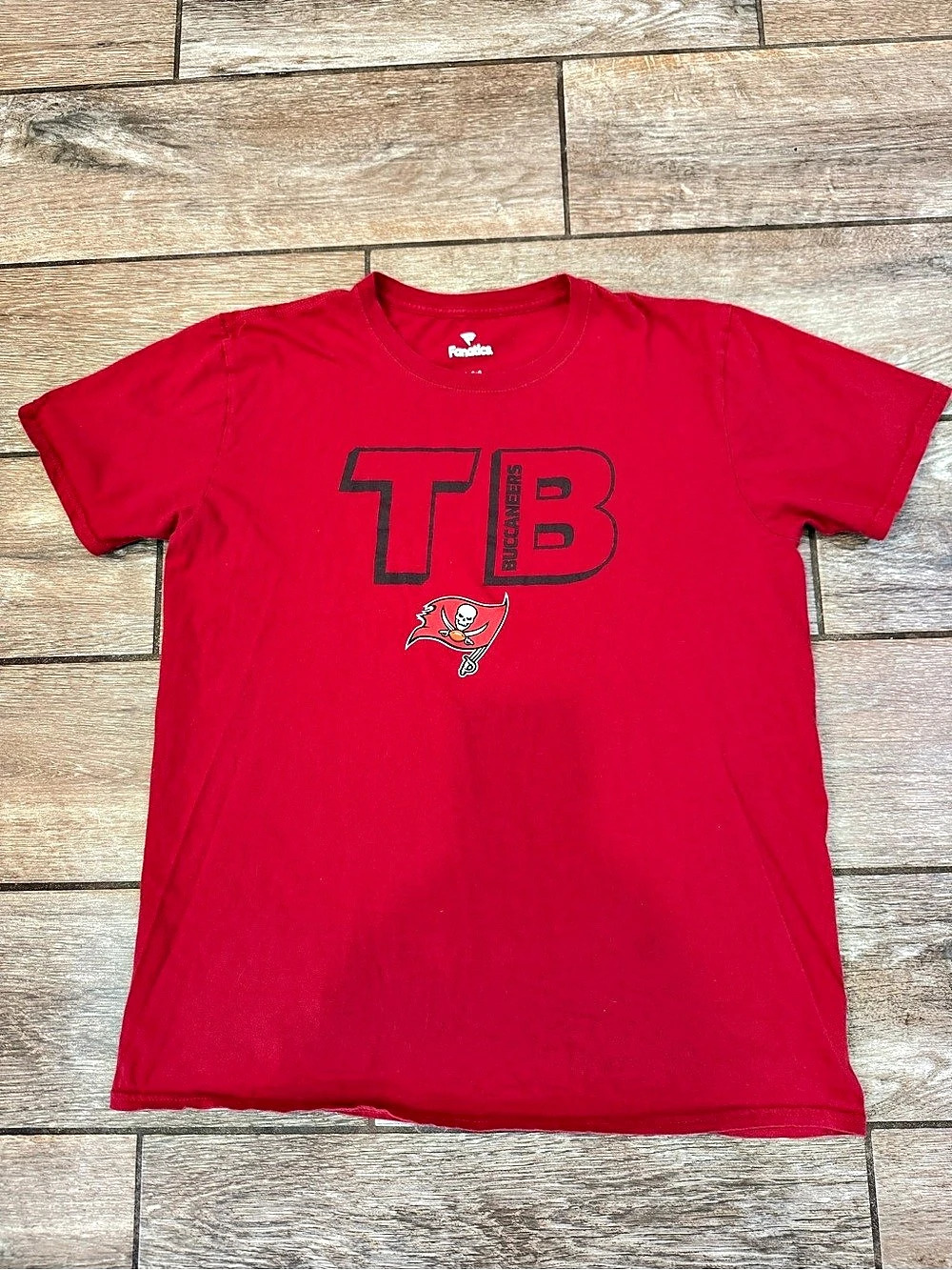 Fanatics Tampa Bay Buccaneers TB Logo T-Shirt Red Short Sleeve Tee